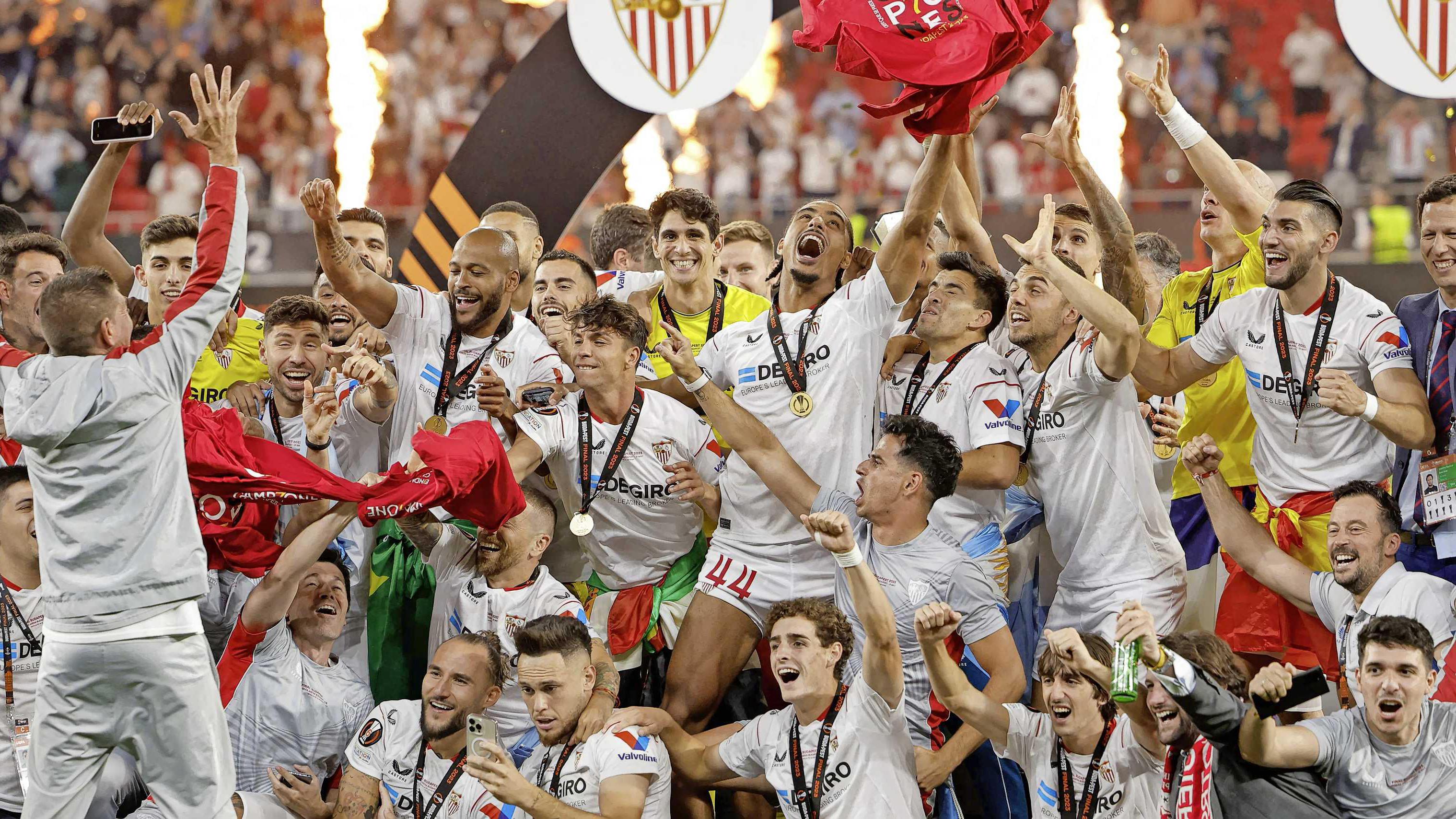 Giới thiệu câu lạc bộ Sevilla - Lịch sử, thành tích, xem trực tiếp bóng đá hôm nay