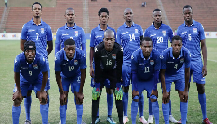 Bóng đá Eswatini - Lịch sử, Đội tuyển quốc gia, Giải vô địch quốc gia và Cúp bóng đá