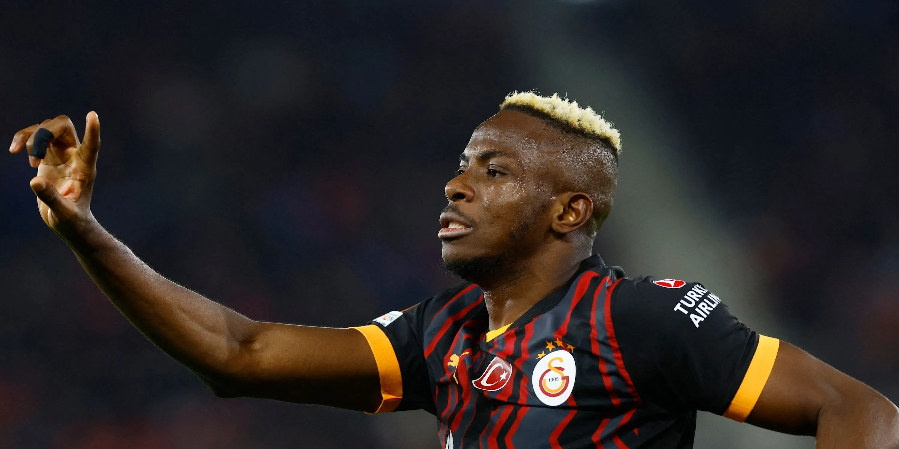 Victor Osimhen ăn mừng bàn thắng trong màu áo Napoli