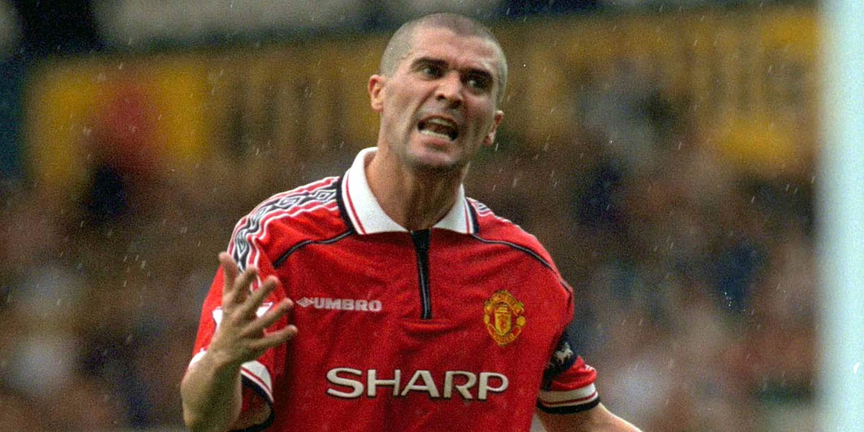 Roy Keane thi đấu cho Man Utd
