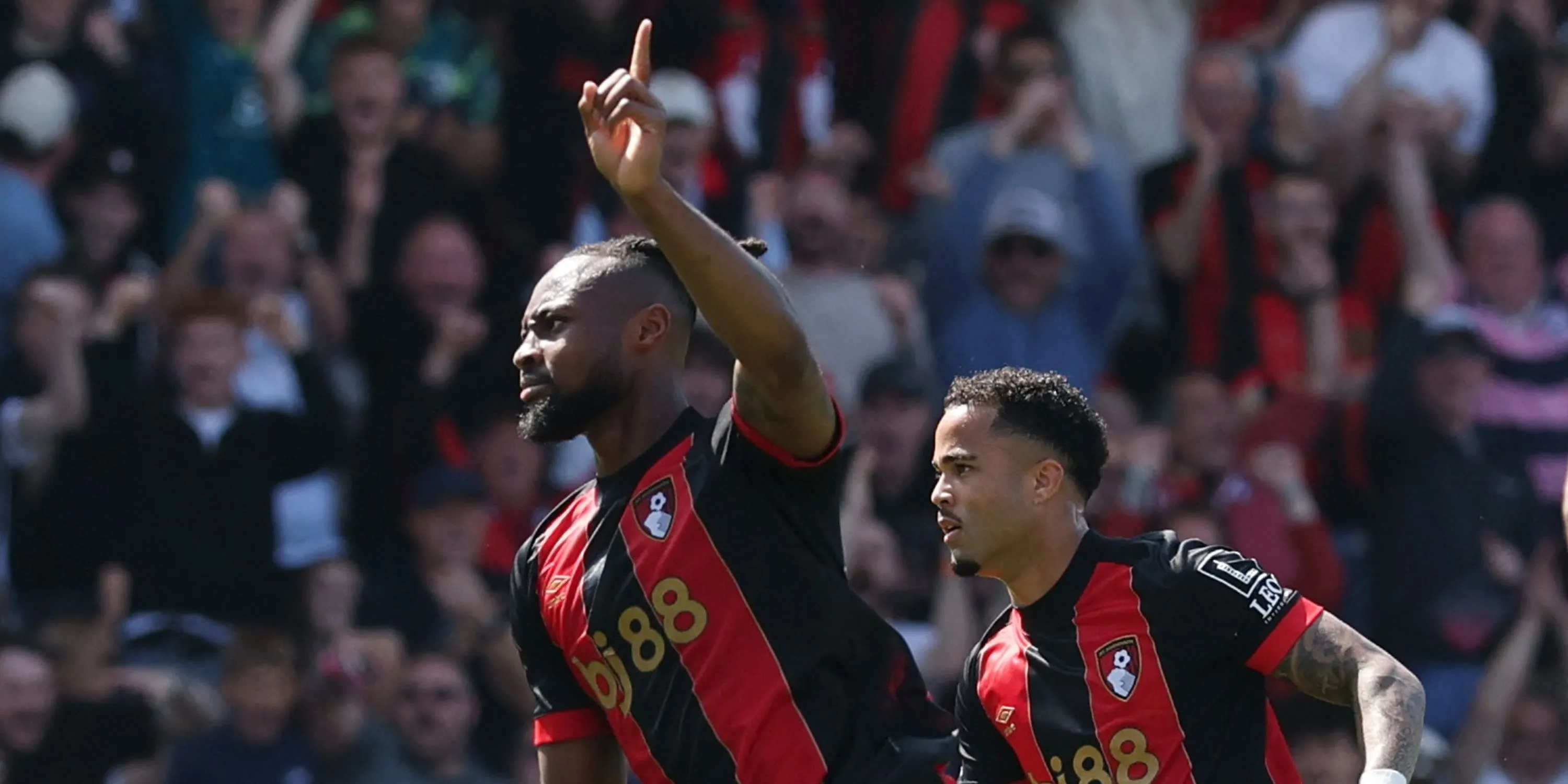 Tiền đạo Antoine Semenyo của Bournemouth ăn mừng bàn thắng, mục tiêu chuyển nhượng tiềm năng của Man Utd