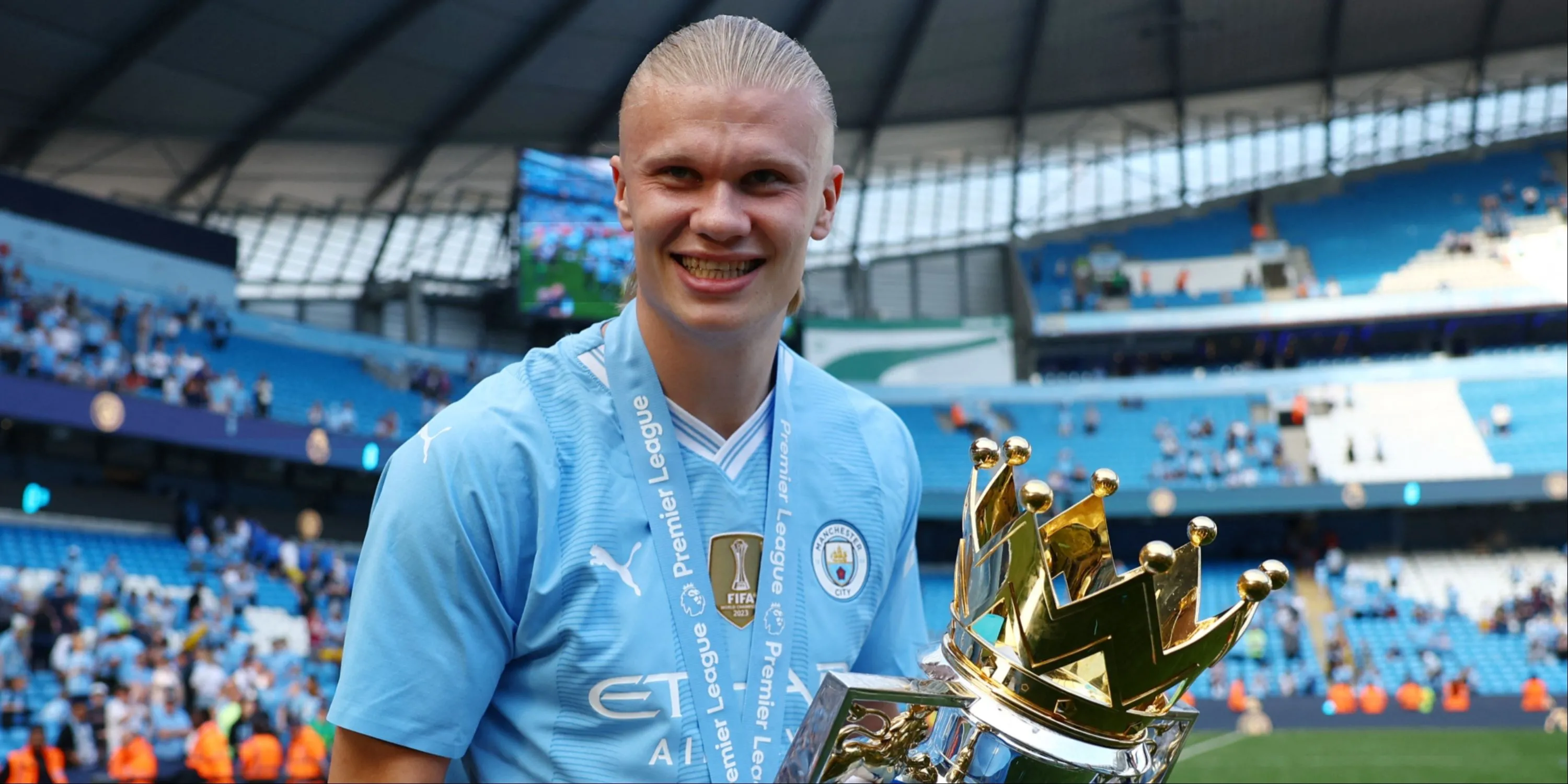Erling Haaland cùng danh hiệu Vua phá lưới Premier League.