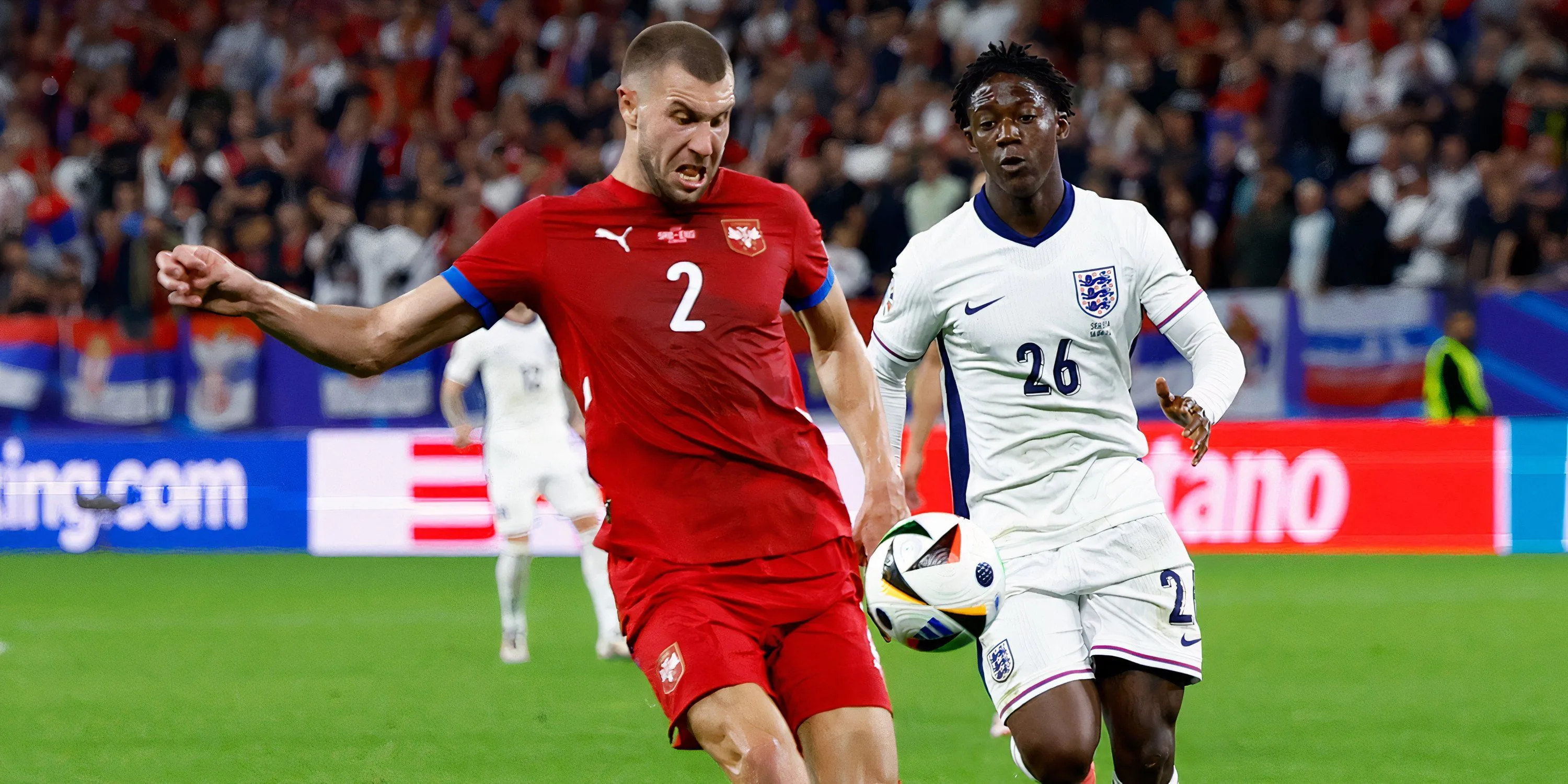Strahinja Pavlovic, trung vệ người Serbia của RB Salzburg, mục tiêu hàng đầu của HLV Oliver Glasner tại Crystal Palace.