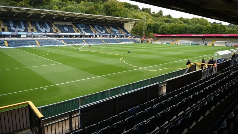 Adams Park nhìn từ khán đài