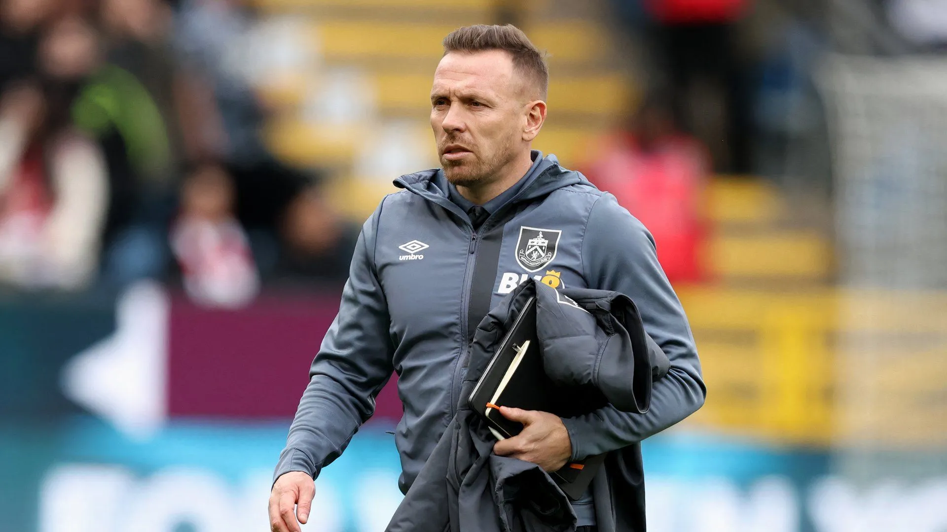 Ảnh: Craig Bellamy trong vai trò huấn luyện viên