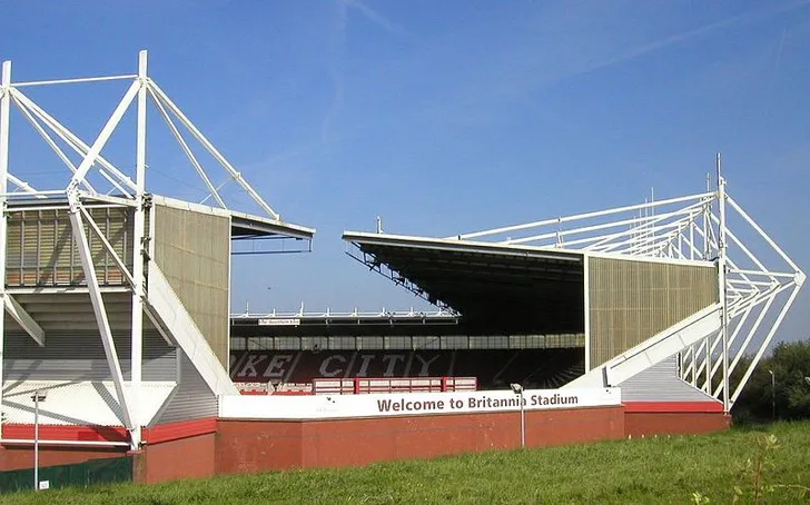 Bet365 Stadium nhìn từ phía sau