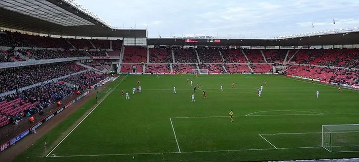 Cảnh tượng một trận đấu sôi nổi tại sân Riverside, nơi Middlesbrough từng giành chiến thắng 2-1 trước Aldershot trong khuôn khổ FA Cup.