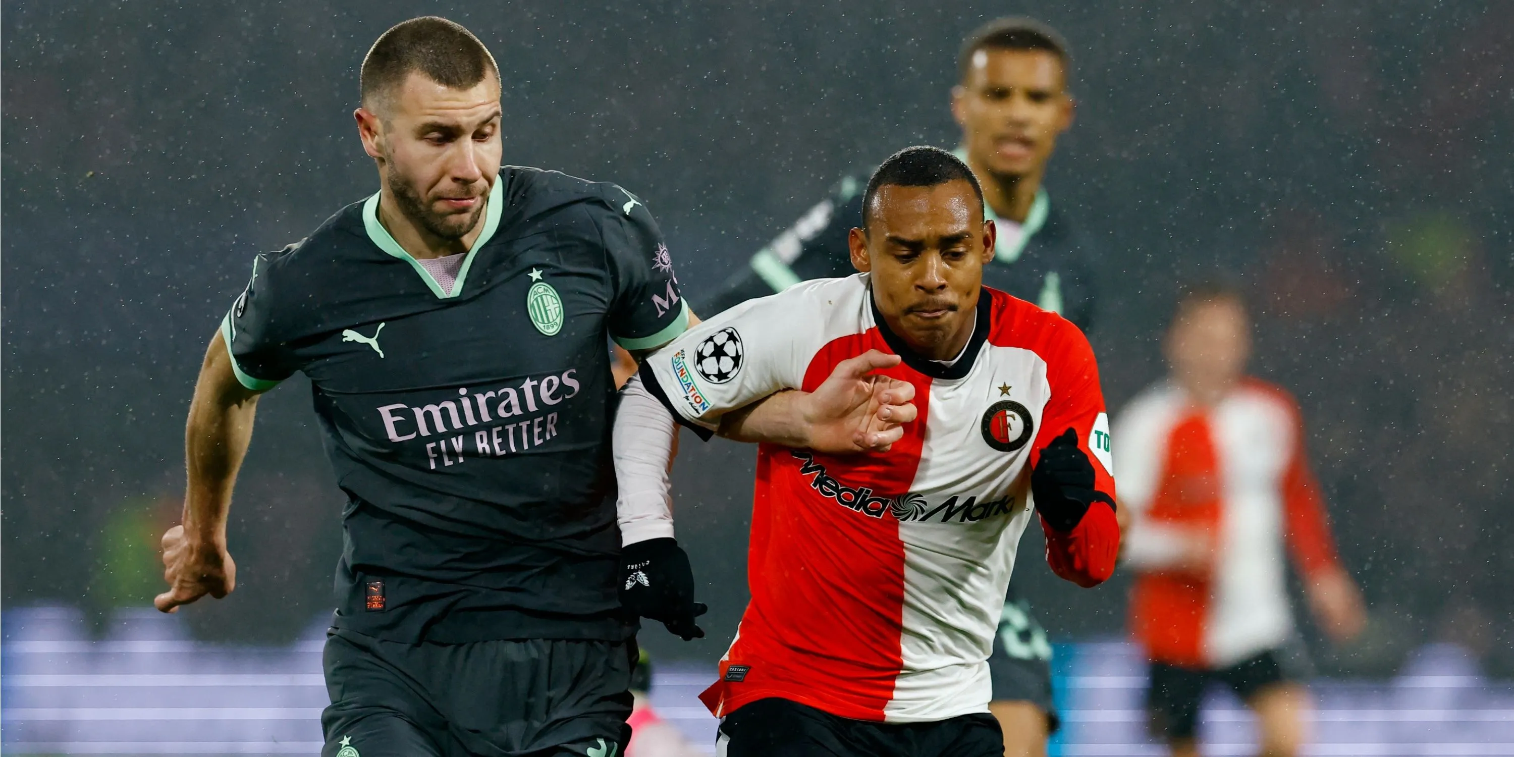 Cầu thủ chạy cánh Igor Paixao trong màu áo Feyenoord, mục tiêu tiềm năng của Leeds United.