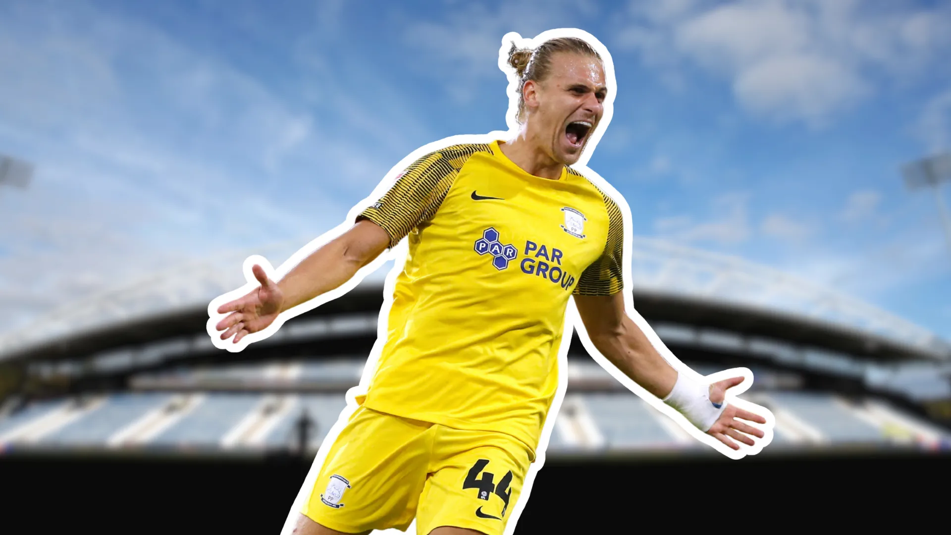 Đồ họa về Brad Potts liên quan đến tin đồn chuyển nhượng tới Huddersfield Town.