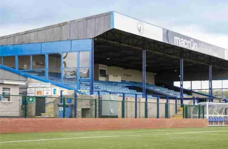 Khán đài chính (Main Stand) tại sân vận động The Silverlands
