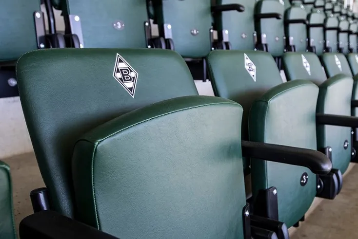 Không gian khu vực Business Lounge tại Borussia-Park, nơi trải nghiệm dịch vụ VIP