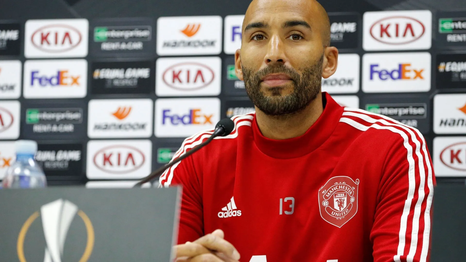 Lee Grant, cựu thủ môn và HLV chuyên trách tiền đạo, trong vai trò huấn luyện viên mới của Huddersfield Town