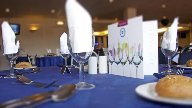 Phòng VIP và khu vực tiếp đón khách tại Sân vận động Weston Homes, Peterborough United.