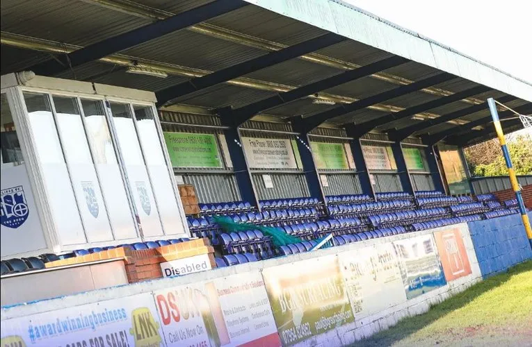 Sơ đồ bố trí chỗ ngồi và không gian khán đài tại sân vận động Neuven Stadium