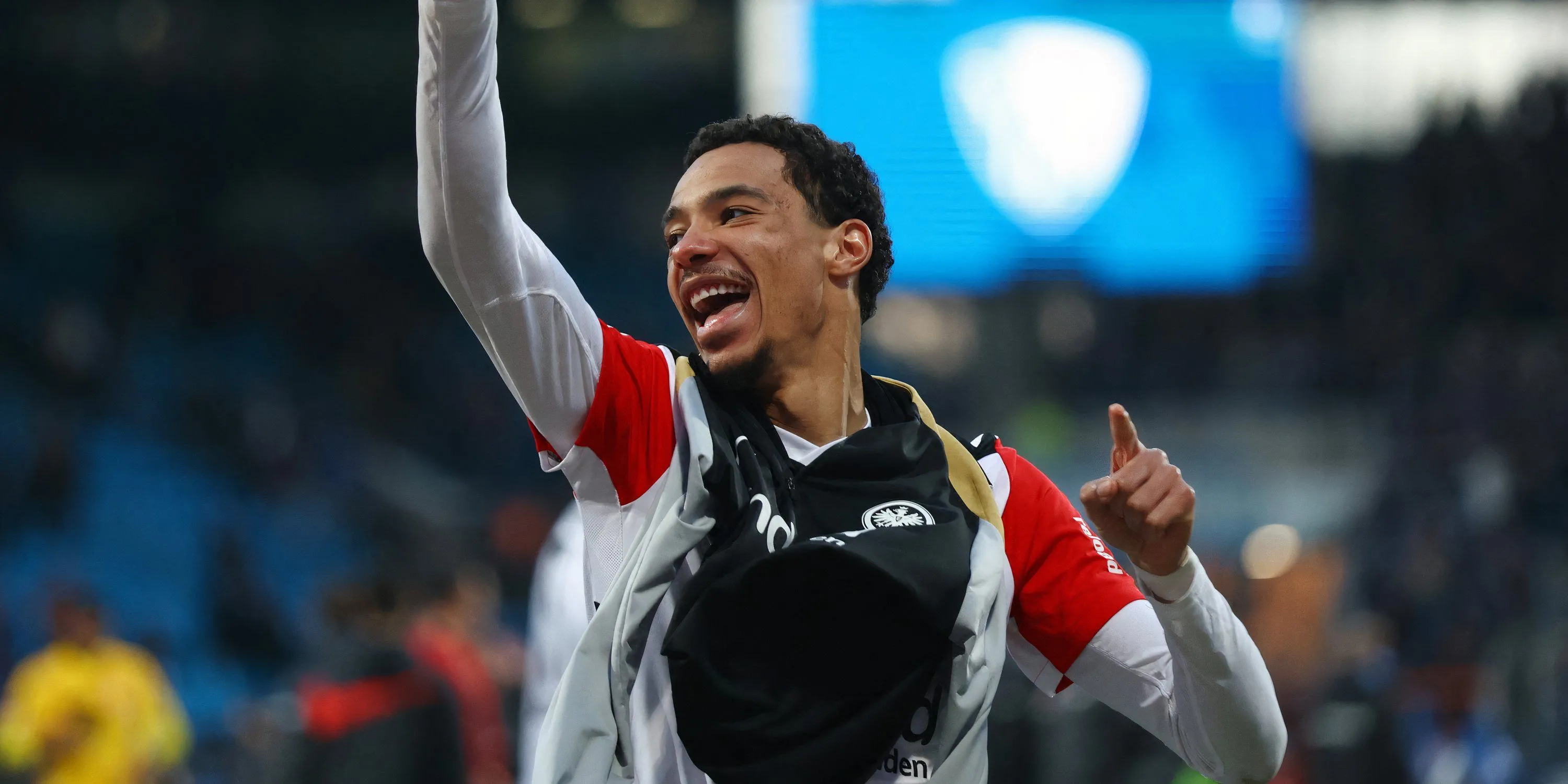 Tiền đạo Hugo Ekitike của Eintracht Frankfurt - bản hợp đồng tiềm năng của Liverpool