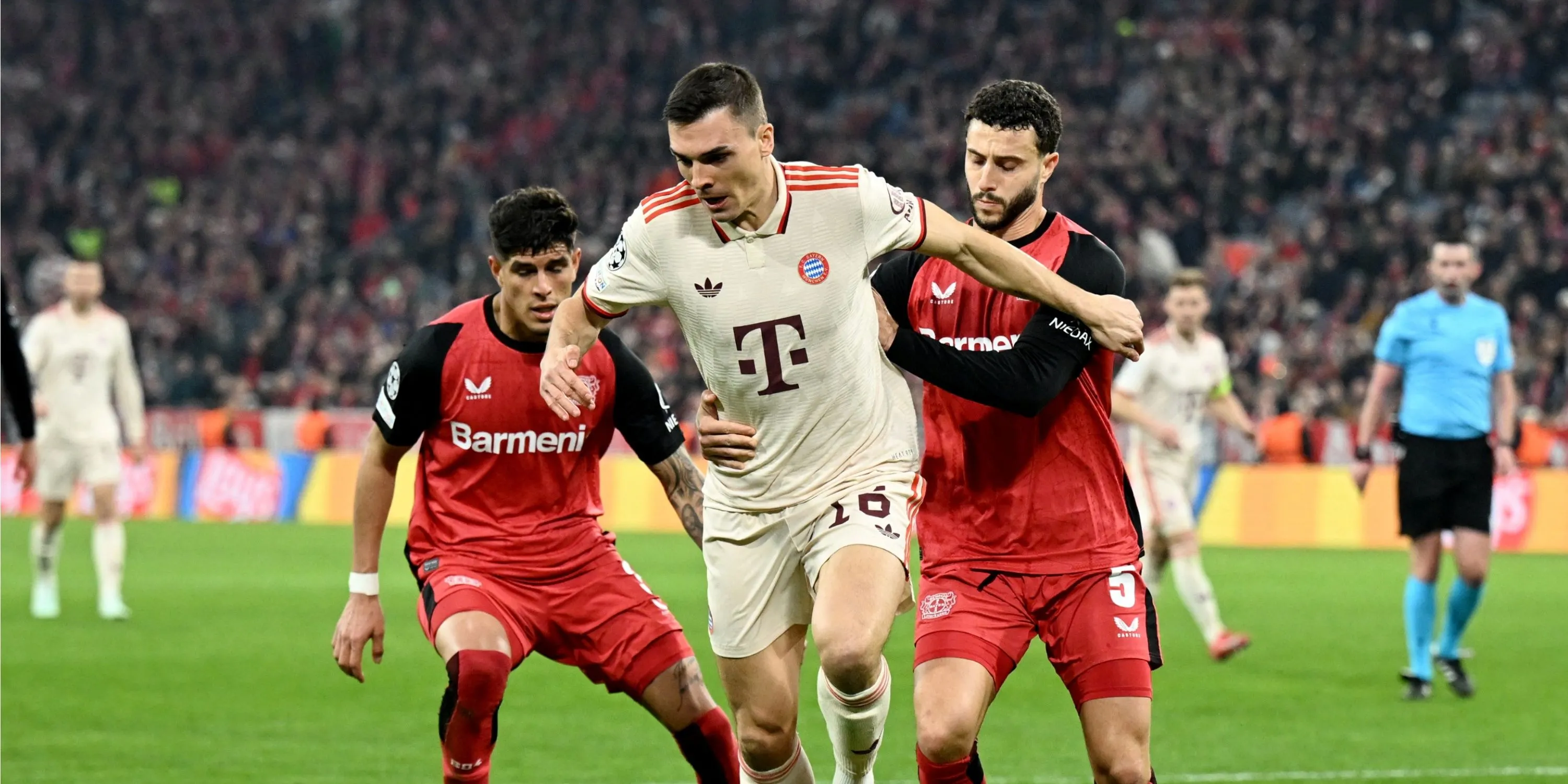Tiền vệ phòng ngự Joao Palhinha trong màu áo Bayern Munich, mục tiêu chuyển nhượng tiềm năng của Tottenham.