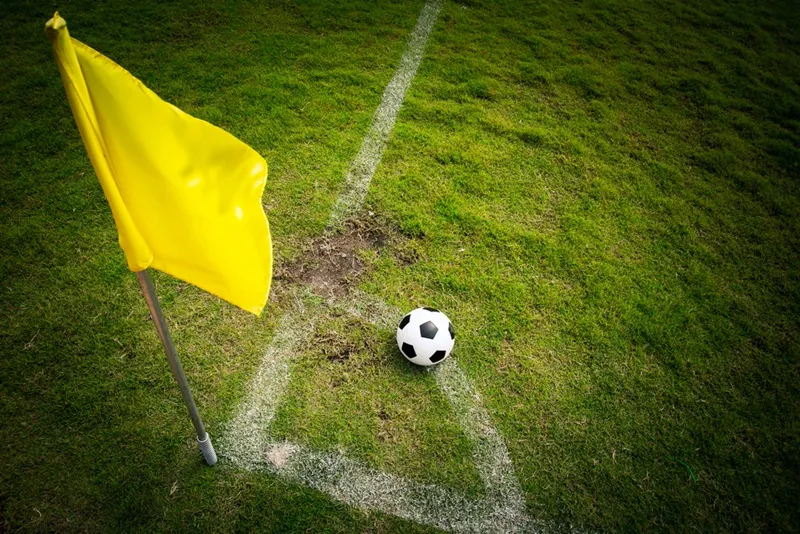 Cột cờ góc cao 1.5m và cung tròn góc phát góc