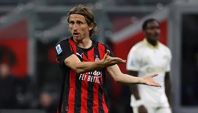 Luka Modric không vui vì AC Milan bị Pisa cầm hòa trên sân San Siro