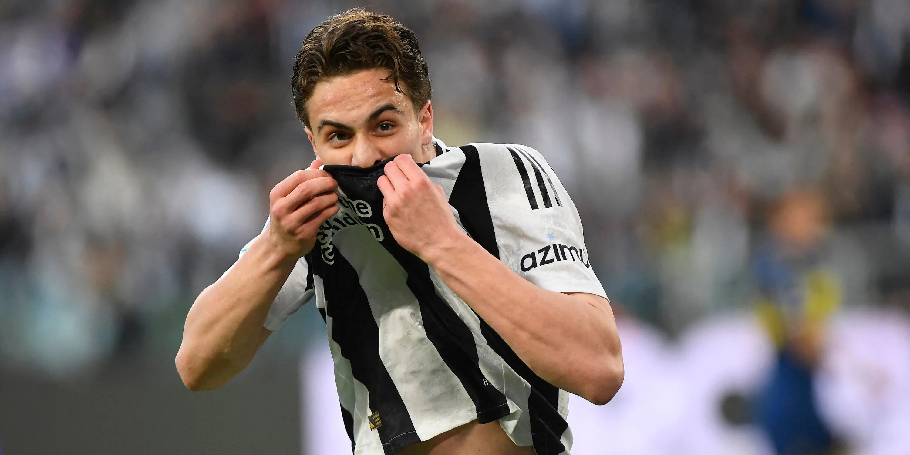 Kenan Yildiz của Juventus vui mừng sau khi ghi bàn trong trận đấu Serie A